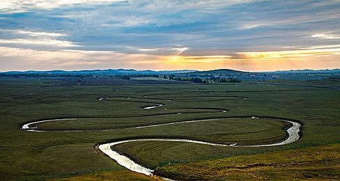 《尘白禁区》卜卜角色PV欣赏 小天师胸怀天下！